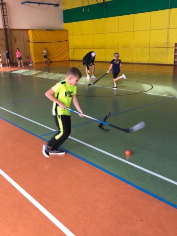 hokejbal 11